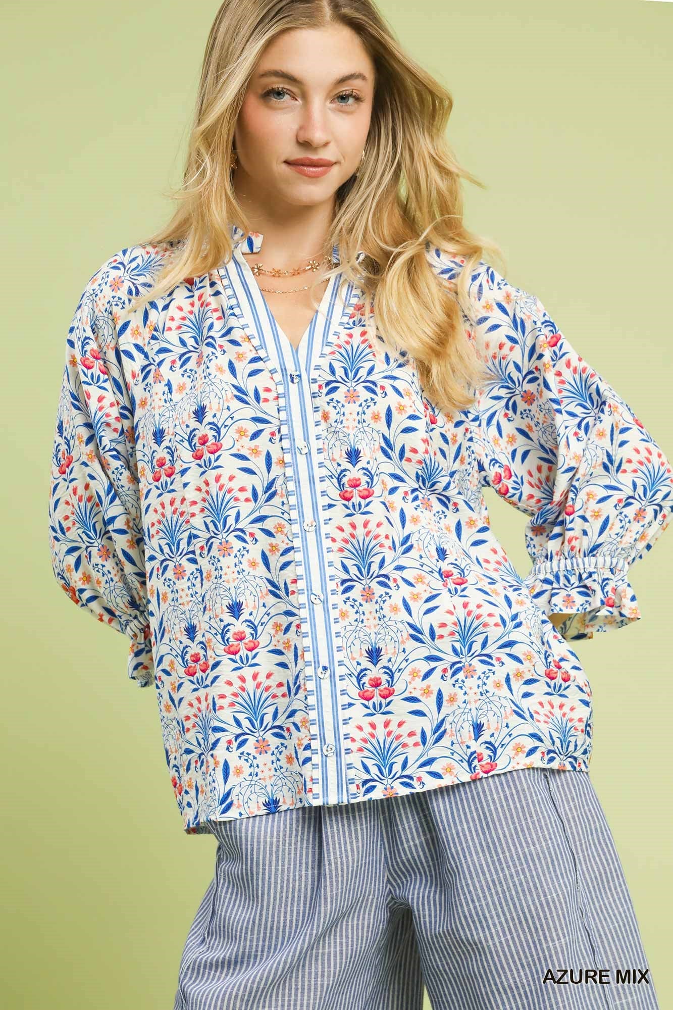 AZURE MIX FLORAL BUTTON TOP