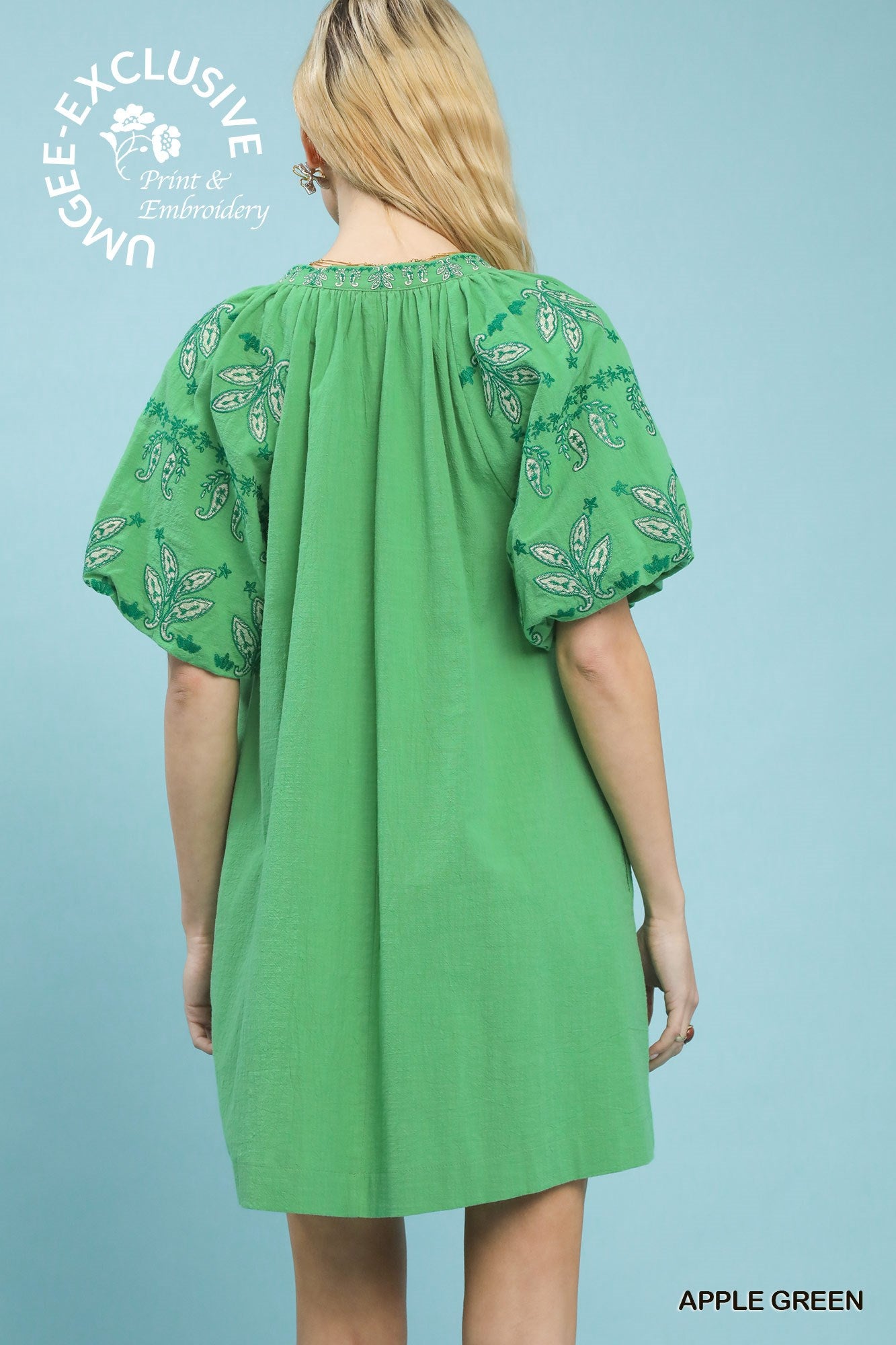 EMB PUFF SWING APPLE GREEN DRESS