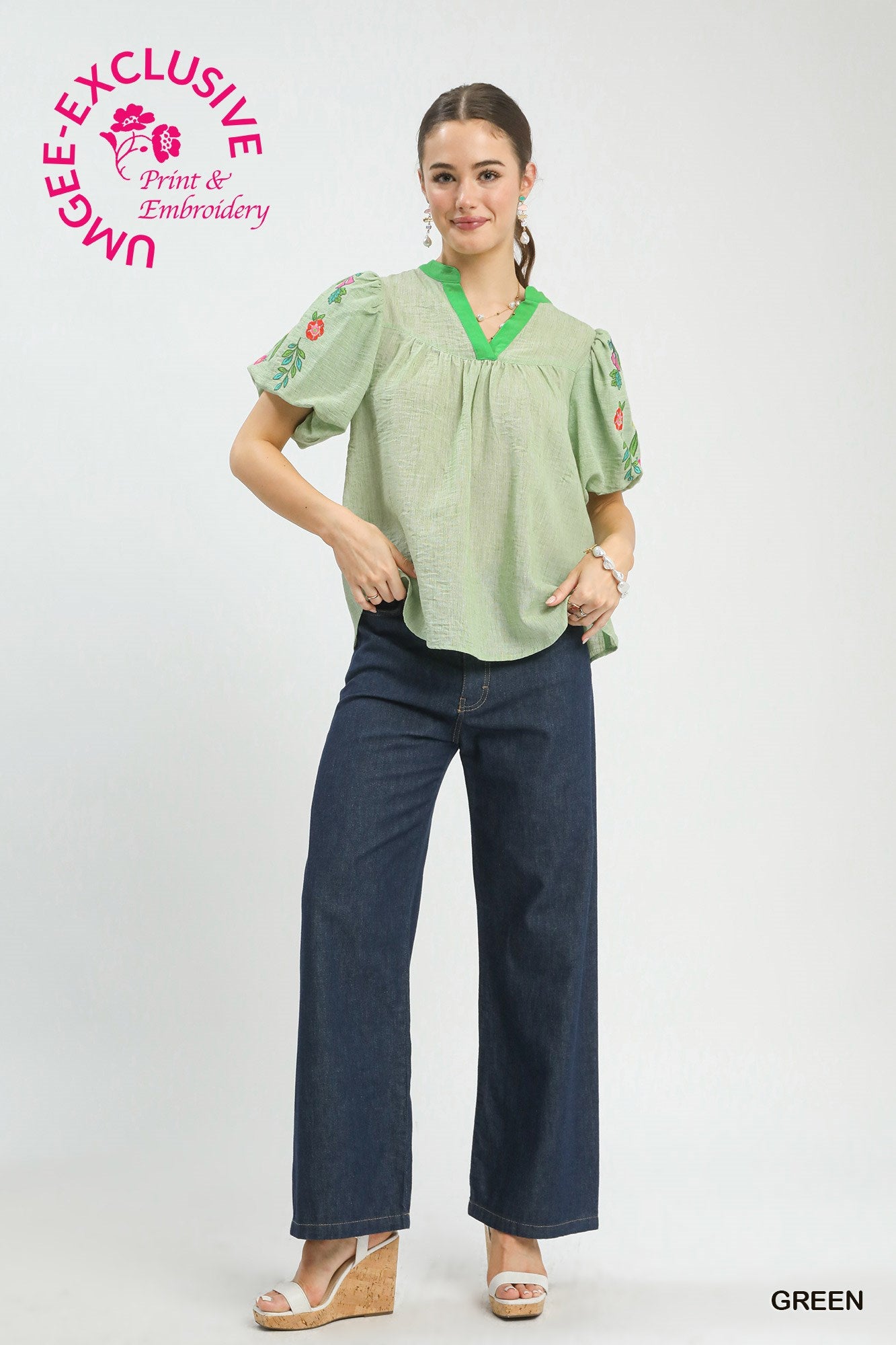 EMB PUFF SLEEVE GREEN TOP