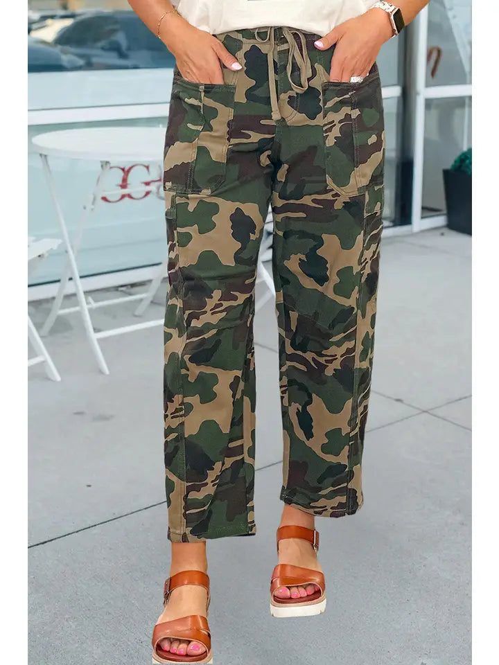 CAMO BARREL JEANS