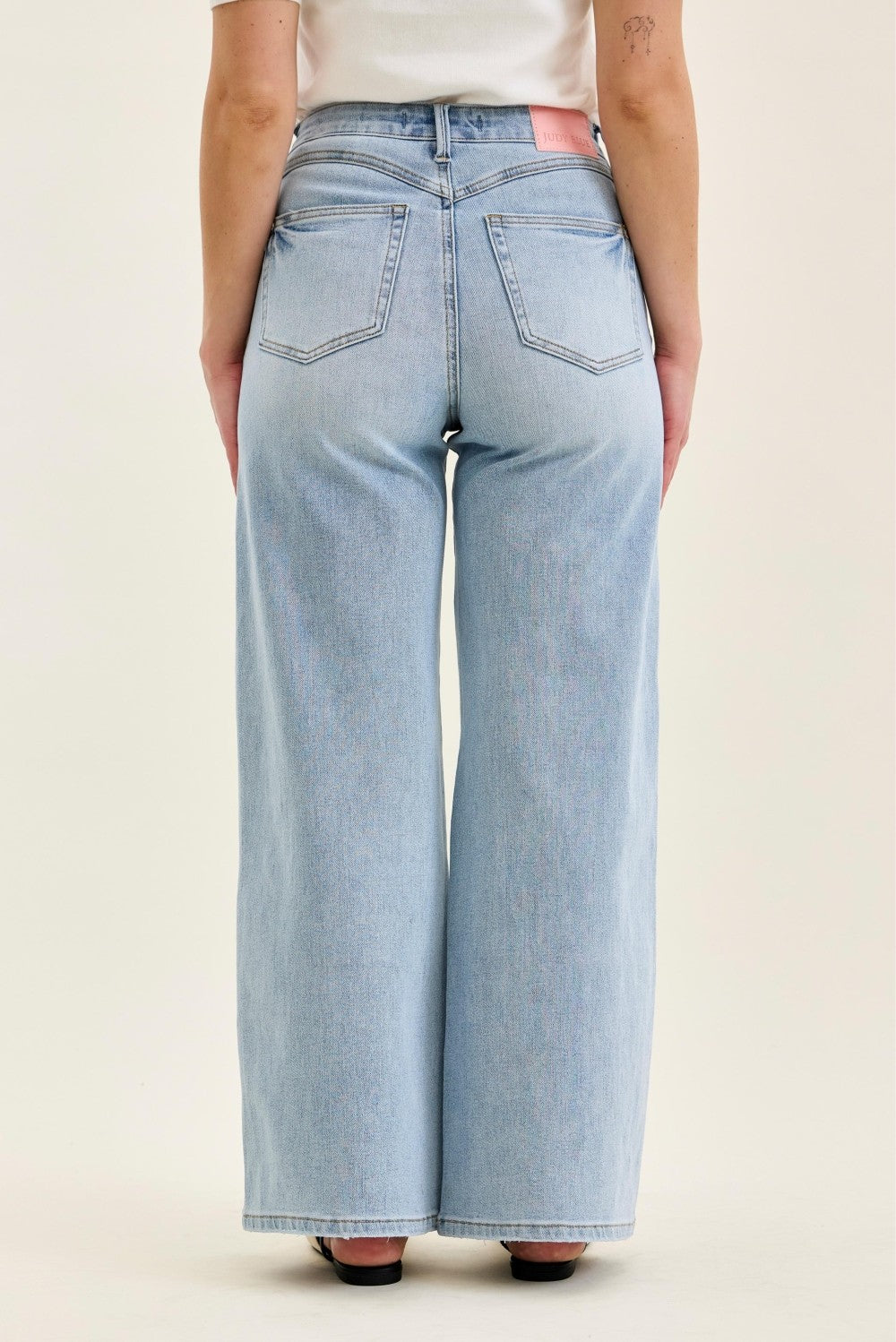HW PETITE TUMMY CONTROL RETRO JEANS