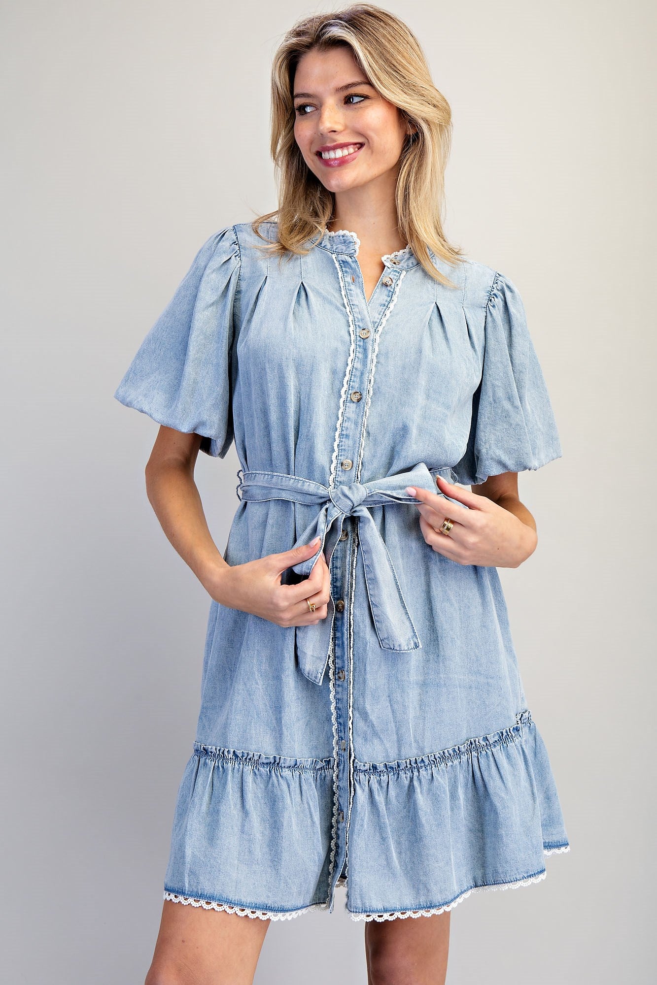 LACE TRIMMED CHAMBRAY DRESS