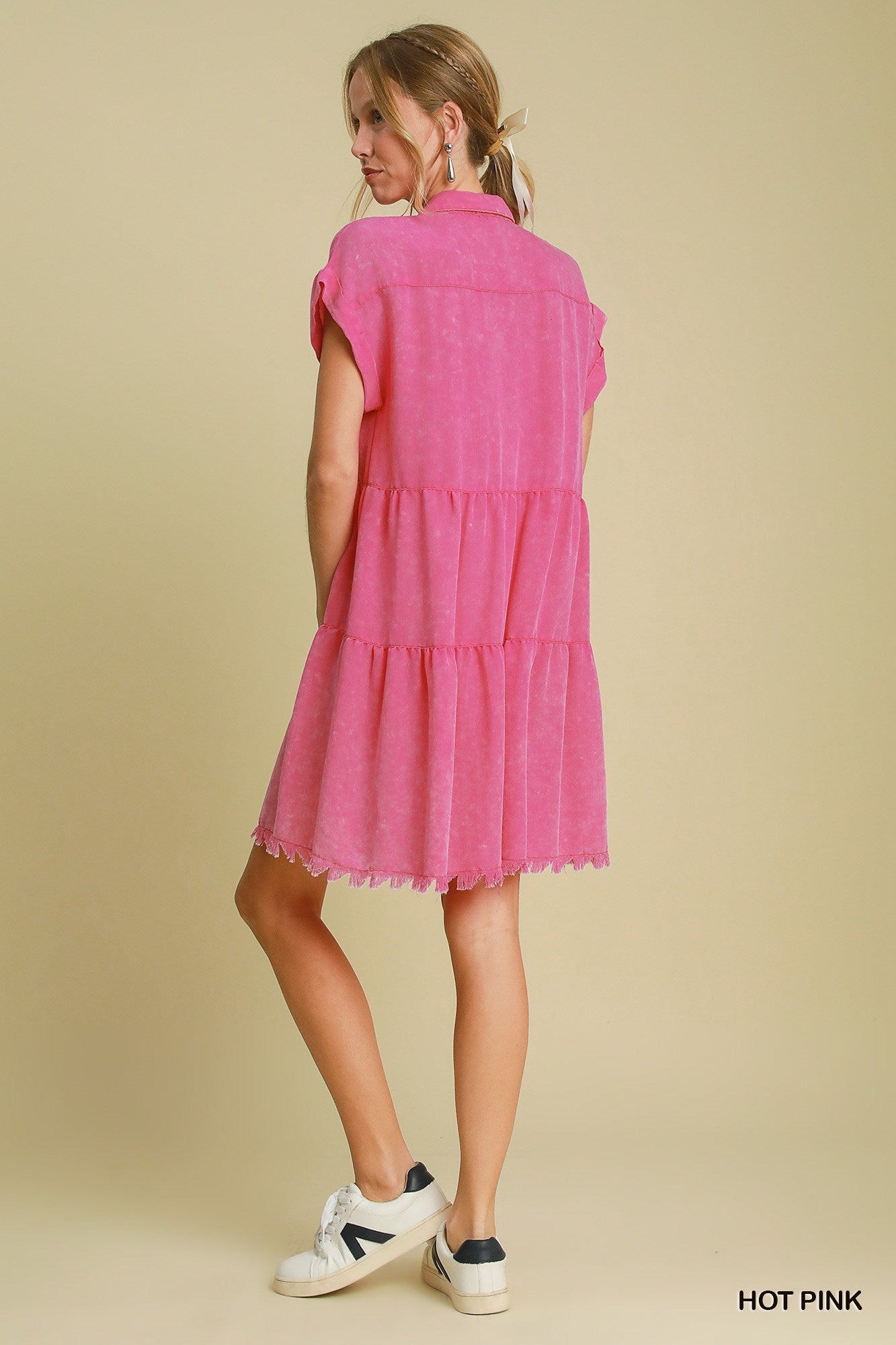 COLLARED TIERED PINK DRESS