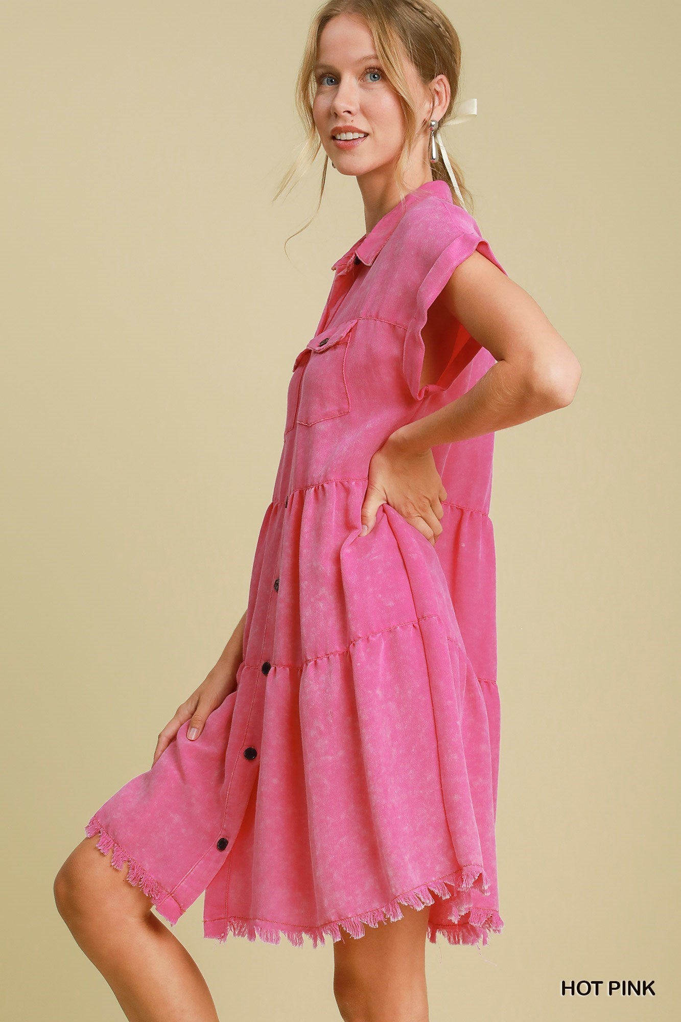 COLLARED TIERED PINK DRESS