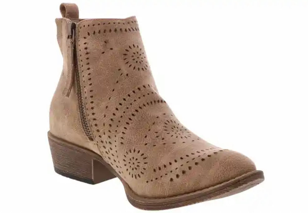 Very G Lisette Beige Low Boot