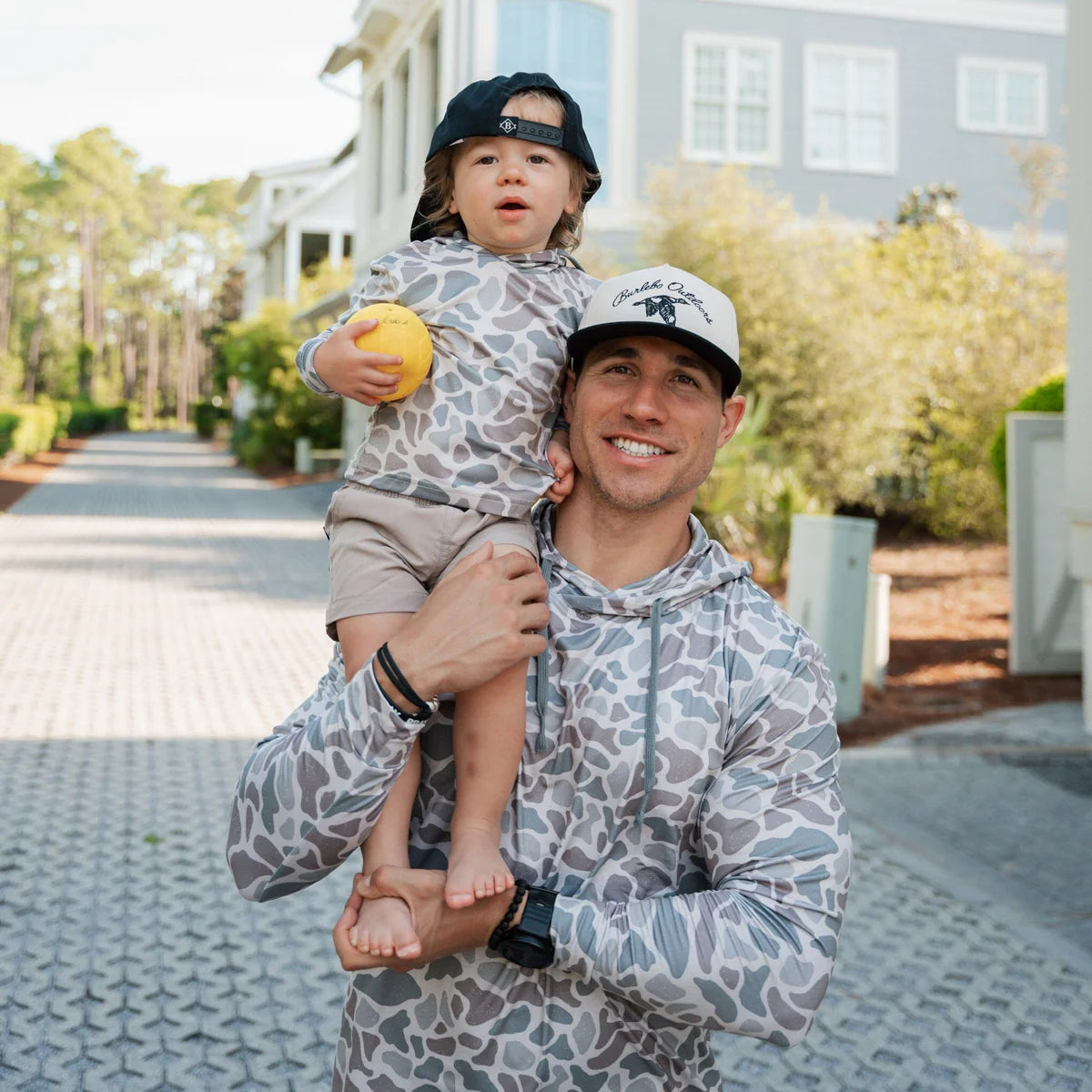 PERFORMANCE HOODIE - CLASSIC DEAR CAMO