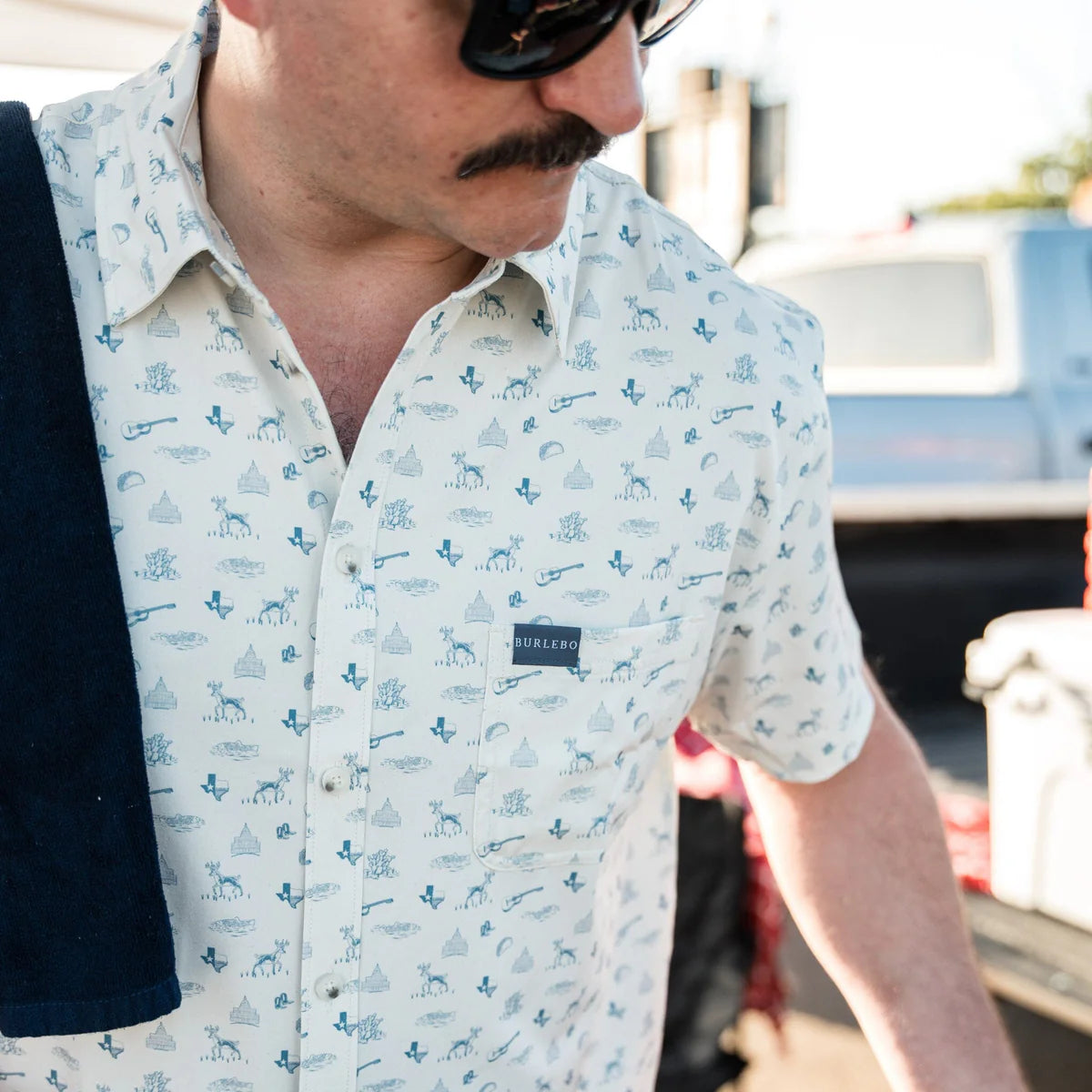 PERFORMANCE BUTTON UP LONE STAR