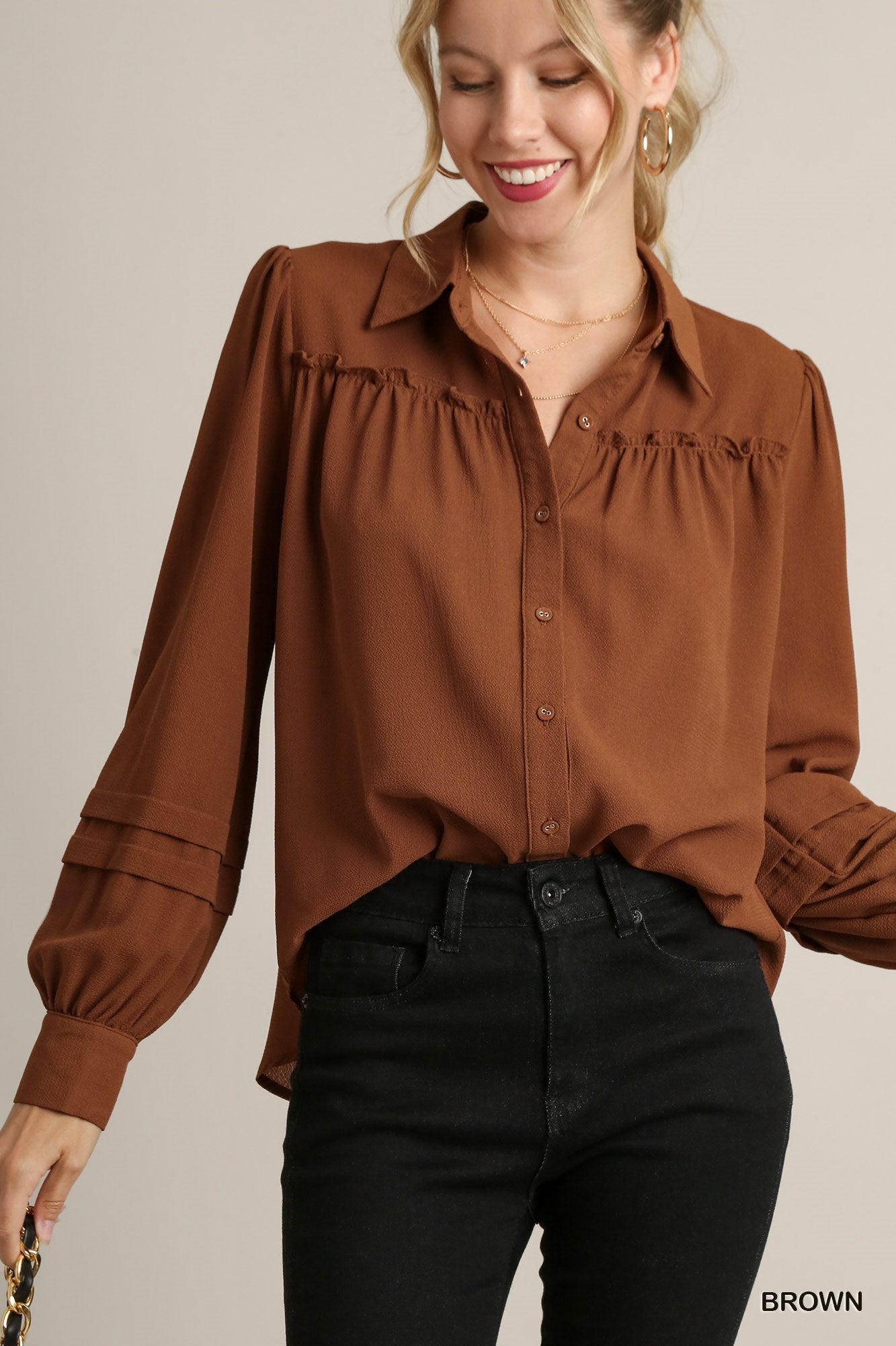 BASIC RUFFLE BROWN LS TOP