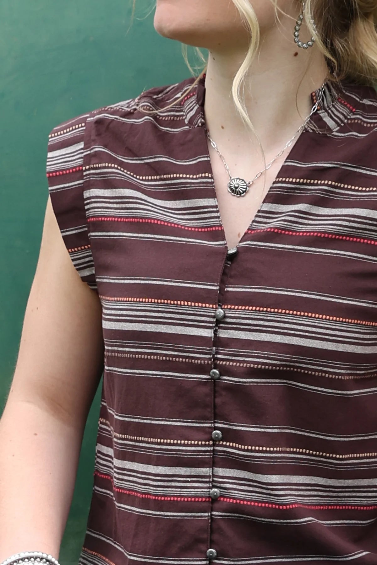 WMNS BROWN SS BLOUSE