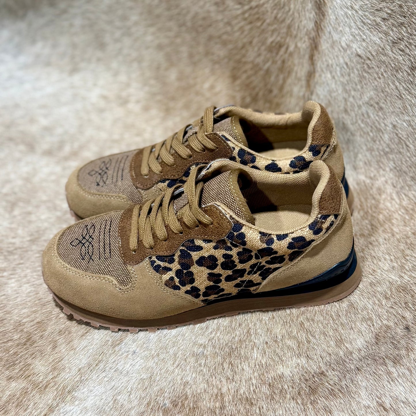 ROPER SUEDE LEOPARD SNEAKERS