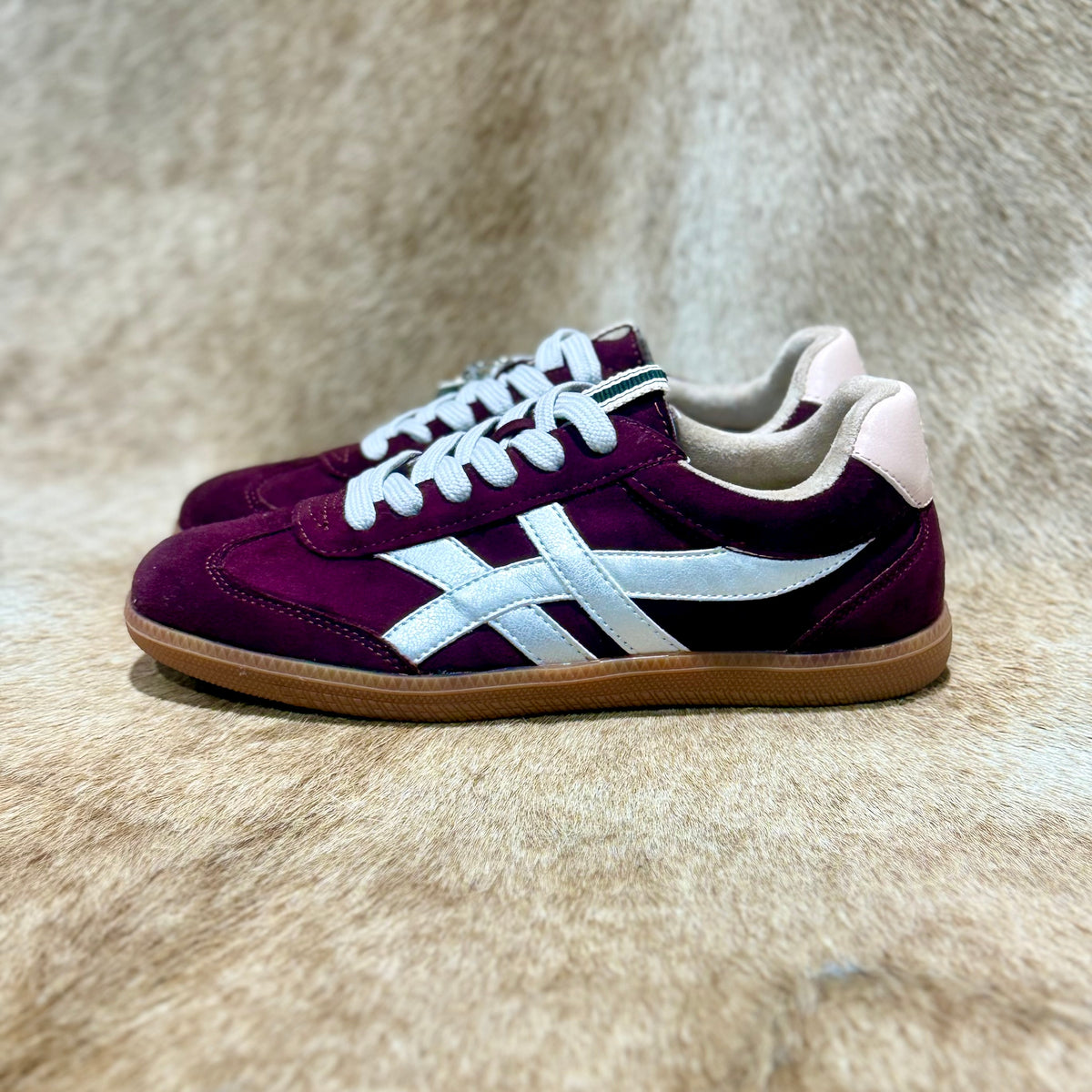 SASHA BURGUNDY SUEDE SNEAKER