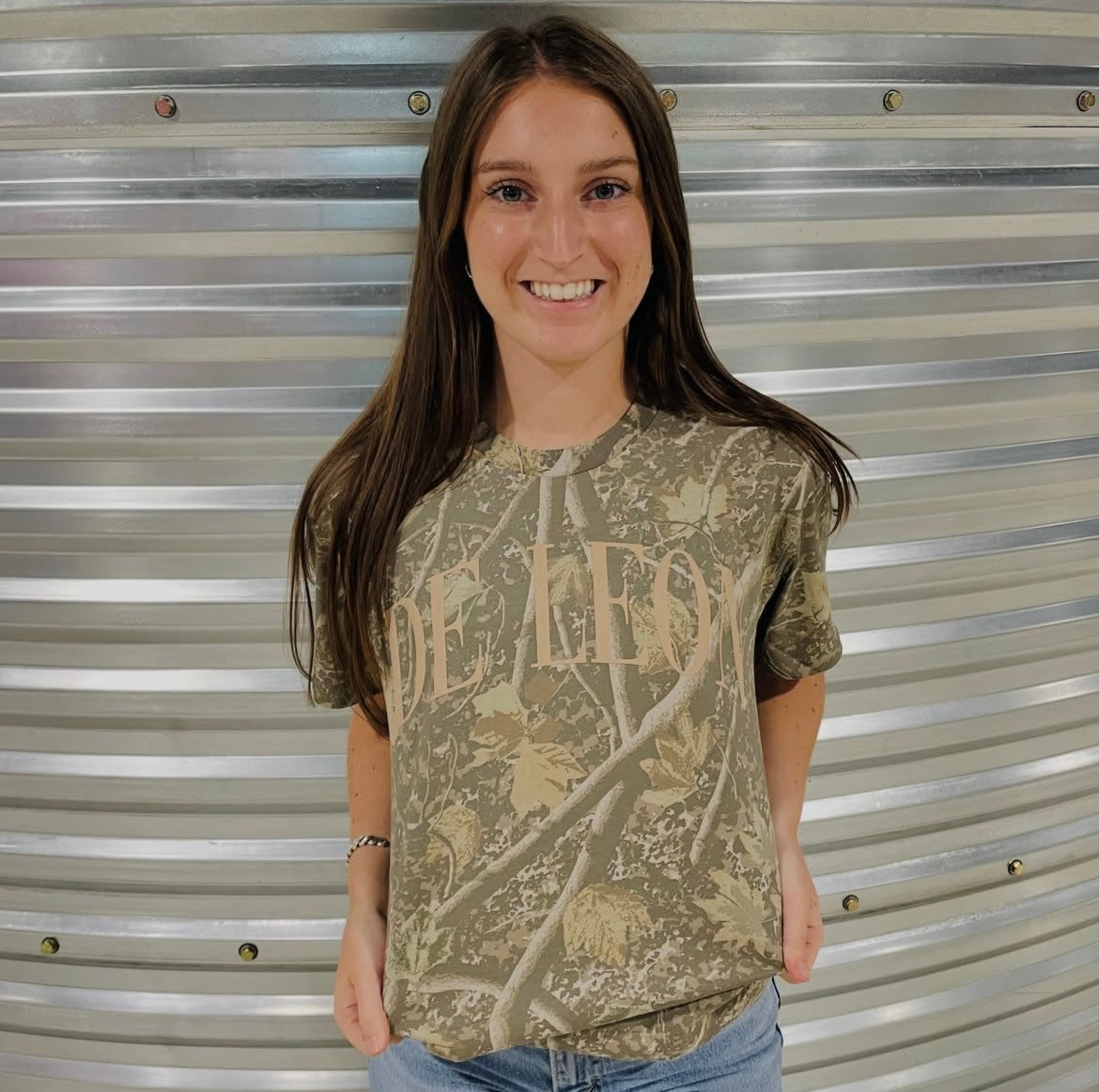 Camo De Leon Tee