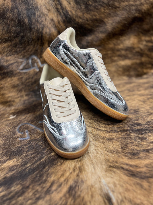 MAKERS MEL SILVER SNEAKERS