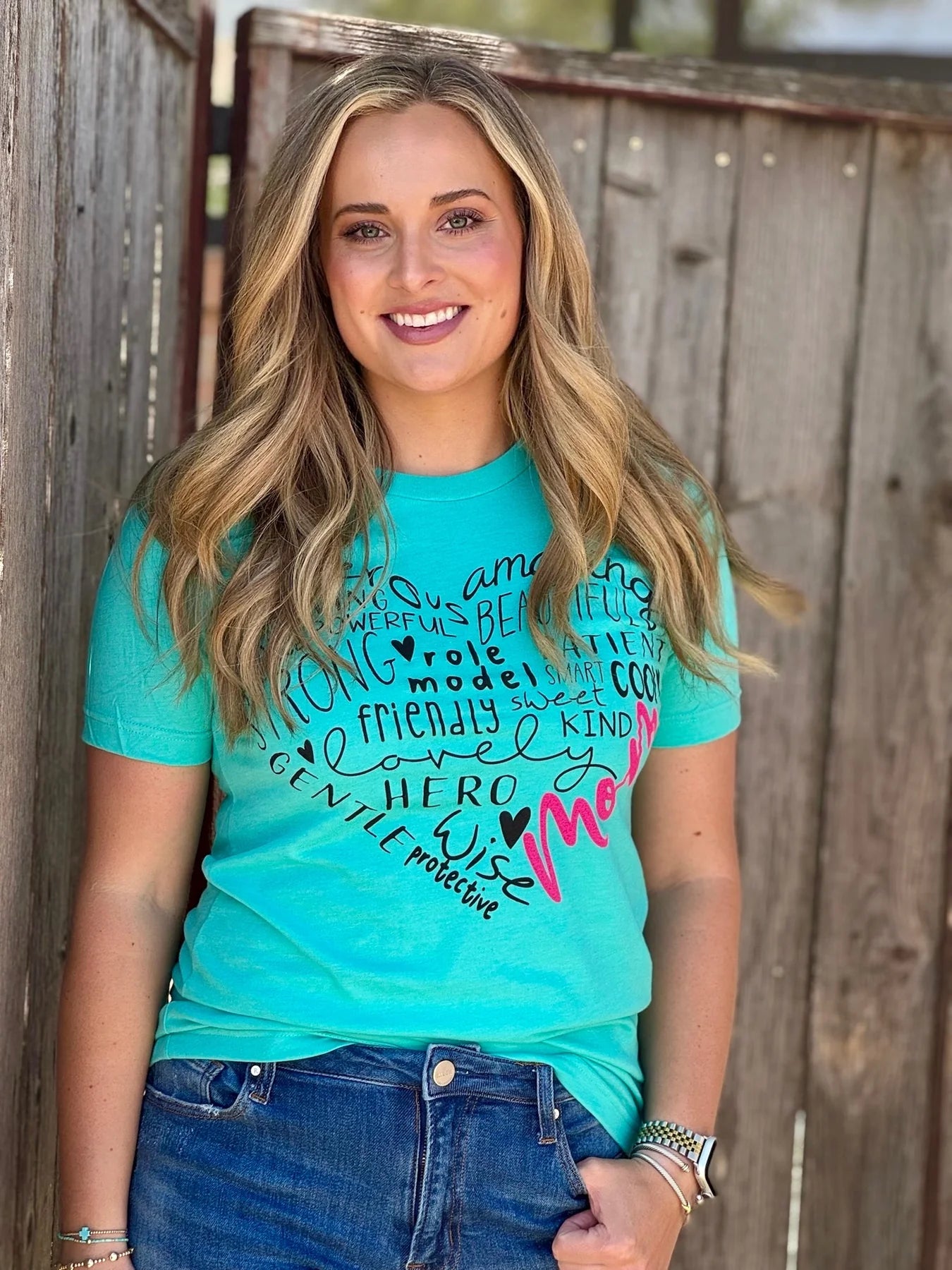 HEART OF MOM TEE