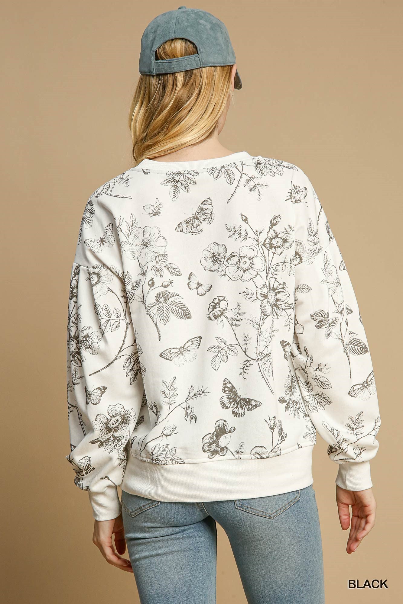 BUTTERFLY WHITE SWEATER