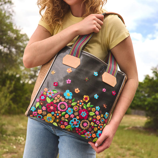 BANKS CLASSIC TOTE