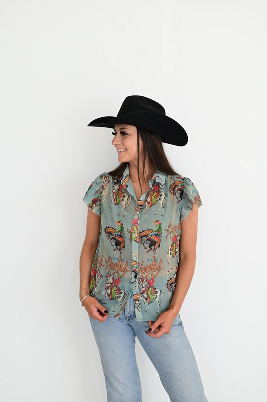 HOWDY FLUTTER SLEEVE BLOUSE