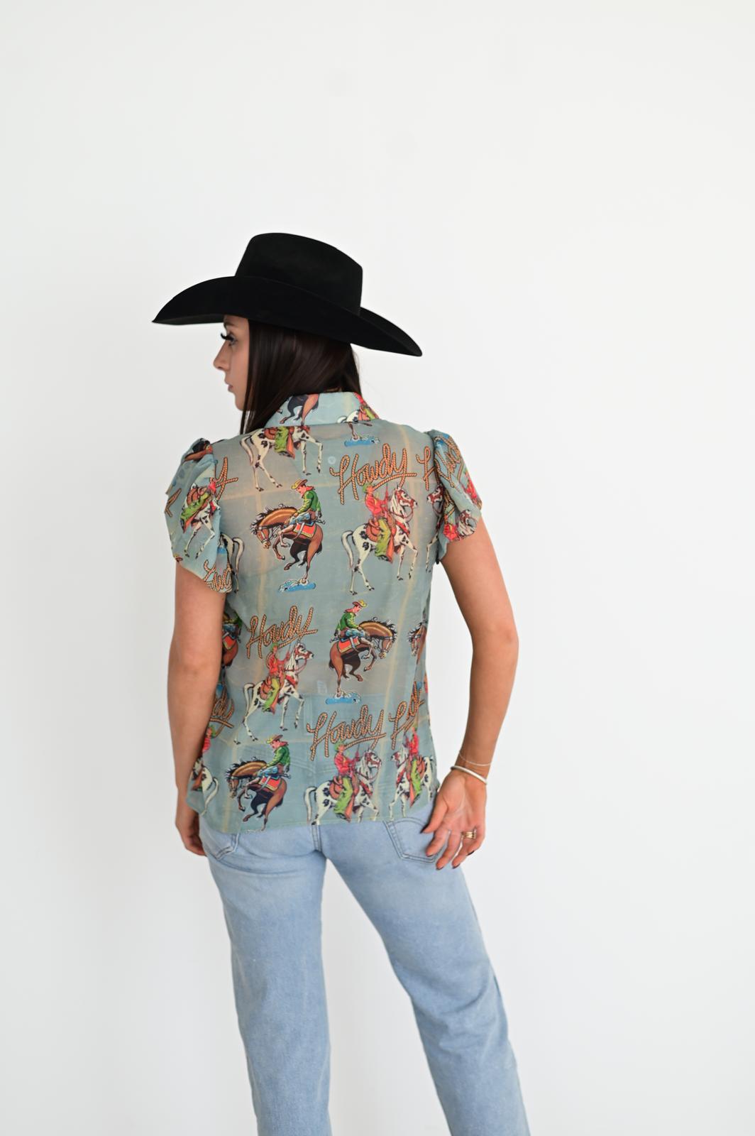 HOWDY FLUTTER SLEEVE BLOUSE
