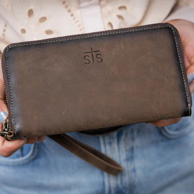 BARONESS BETSY BI-FOLD WALLET