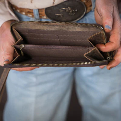 BARONESS BETSY BI-FOLD WALLET