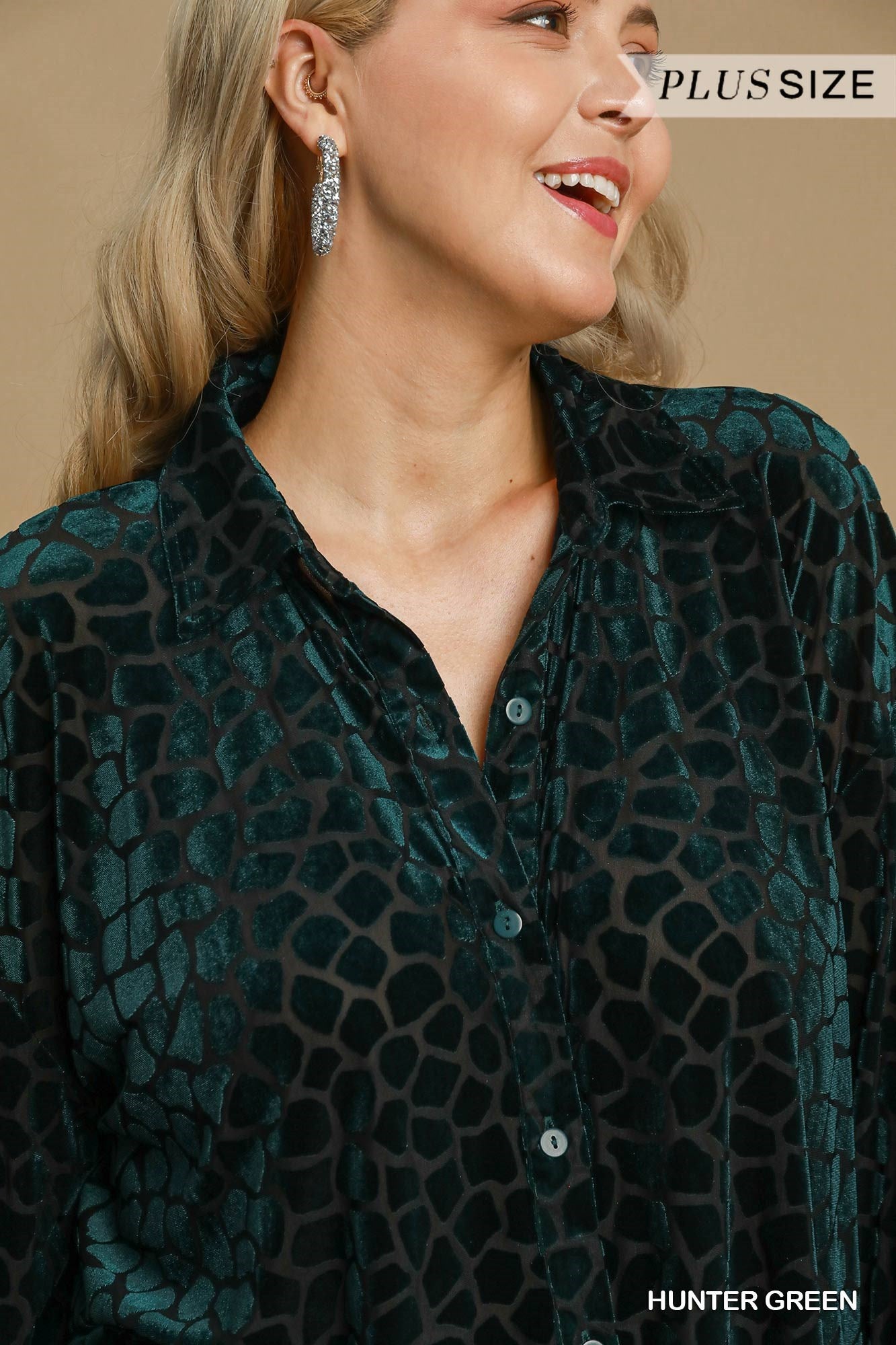 VELVET PRINTED HUNTER GREEN LONG SLEEVE TOP