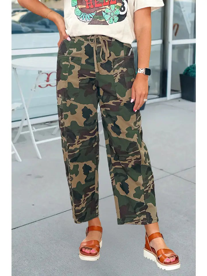 CAMO BARREL JEANS