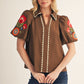 EMB TRIM SCALLOP BROWN  TOP