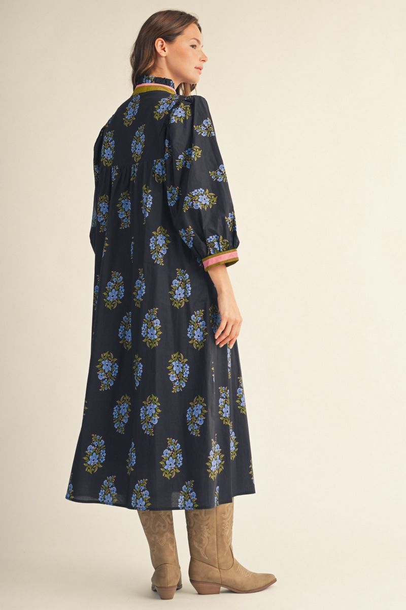 NOTCHED FLORAL BLACK DRESS