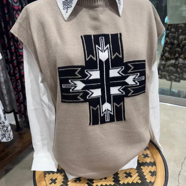 SANTA FE CROSS VEST