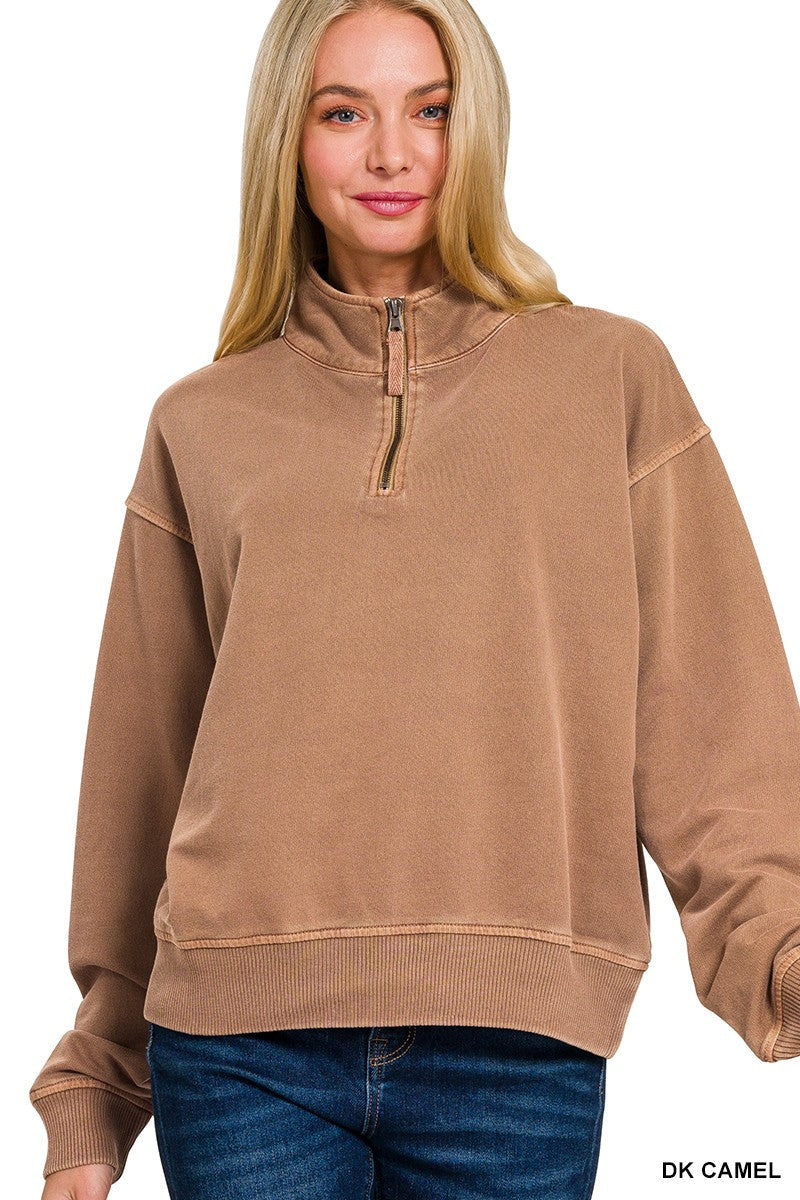 HALF ZIP DARK CAMEL TOP