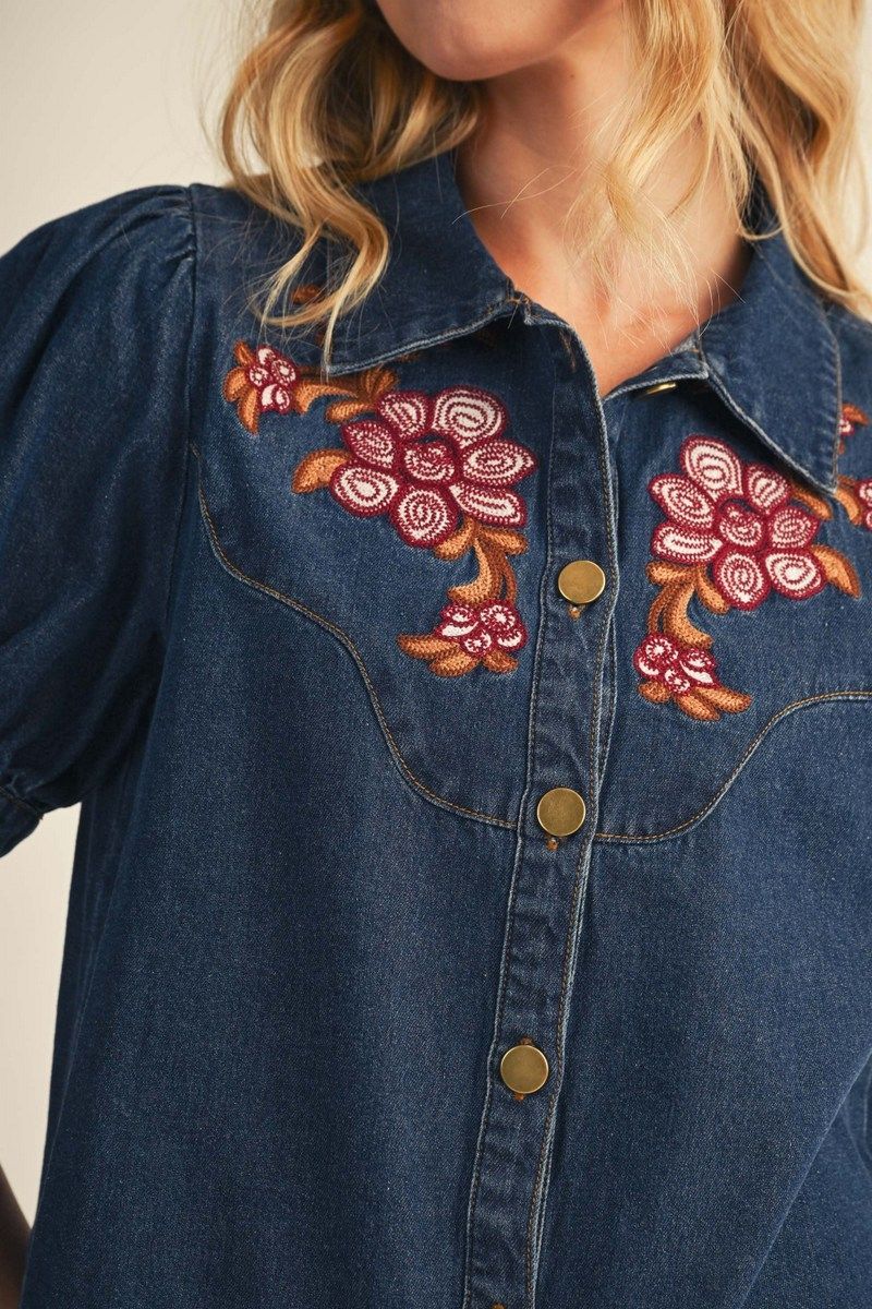 DENIM EMB ACCENT TOP