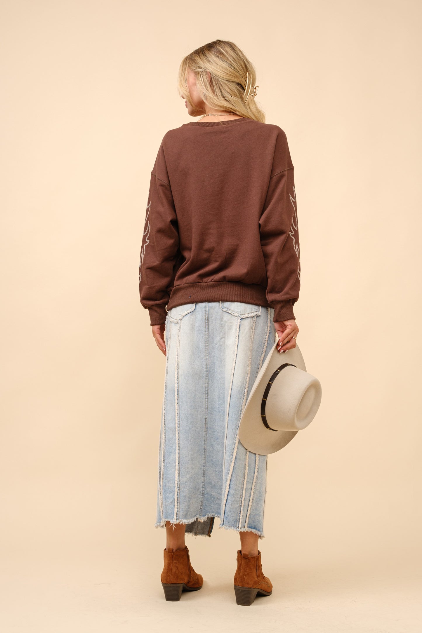 WESTERN BOOT STITCH SWEATER