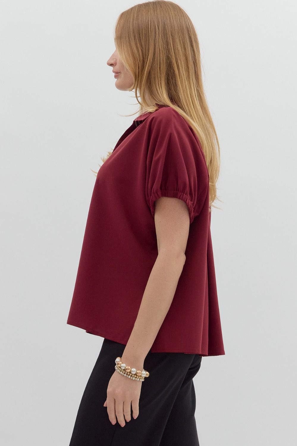 SPLIT COLLAR SLIT HEM TOP