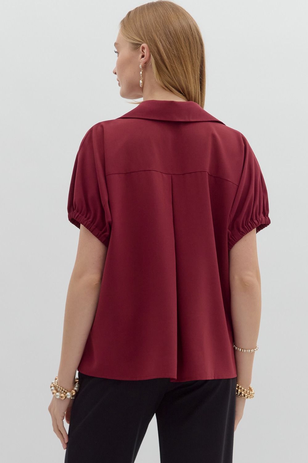 SPLIT COLLAR SLIT HEM TOP
