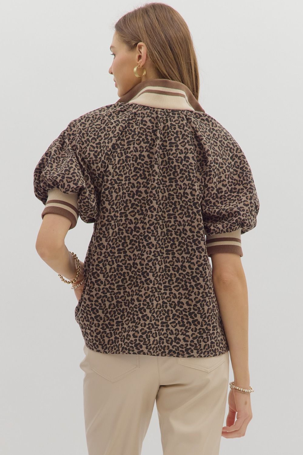 LEOPARD BUBBLE SLEEVE TOP