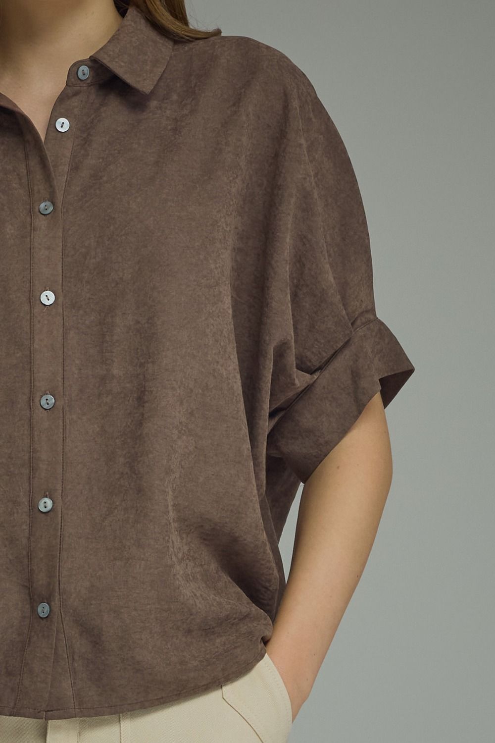 WM COLLAR BROWN SUEDE TOP