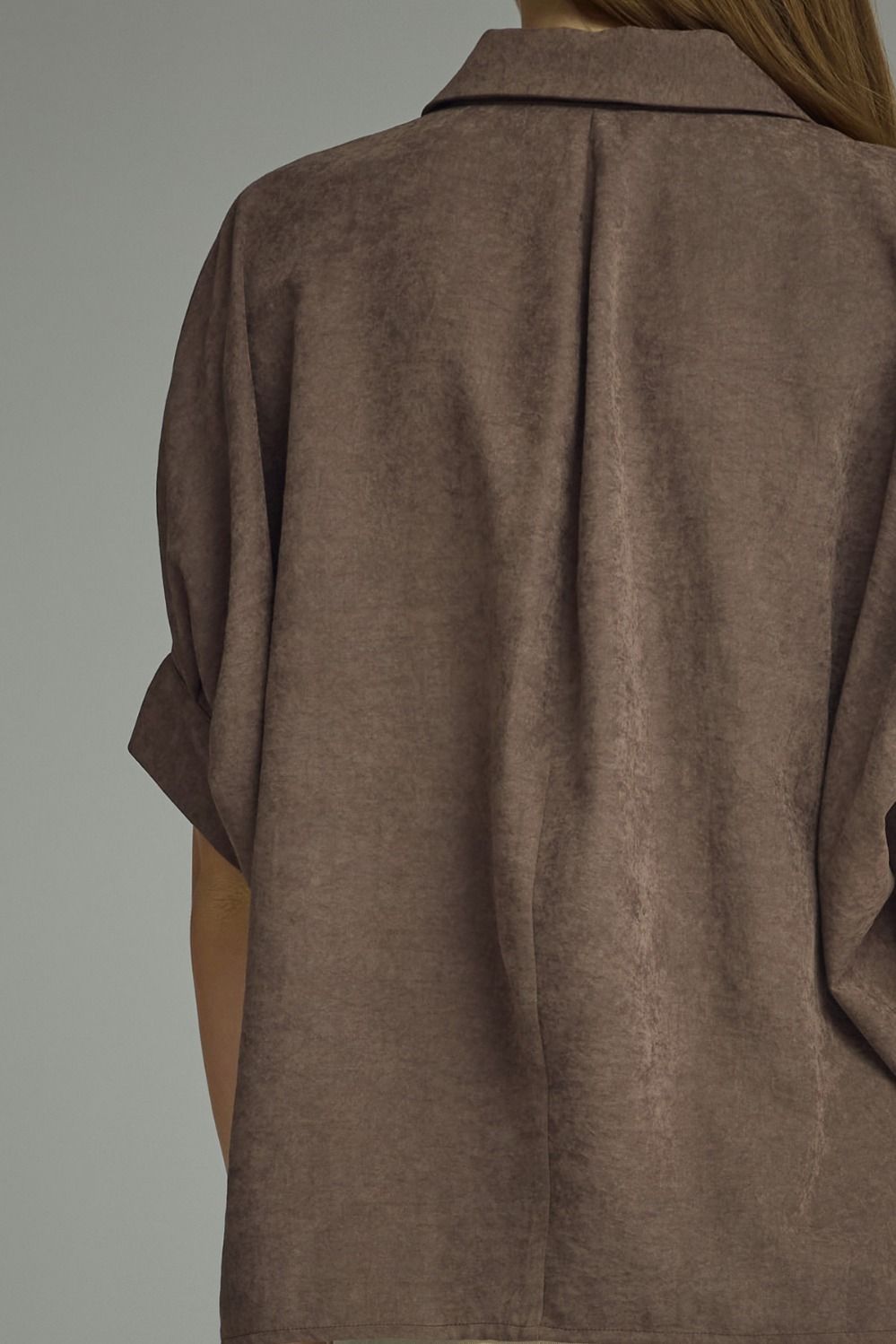 WM COLLAR BROWN SUEDE TOP