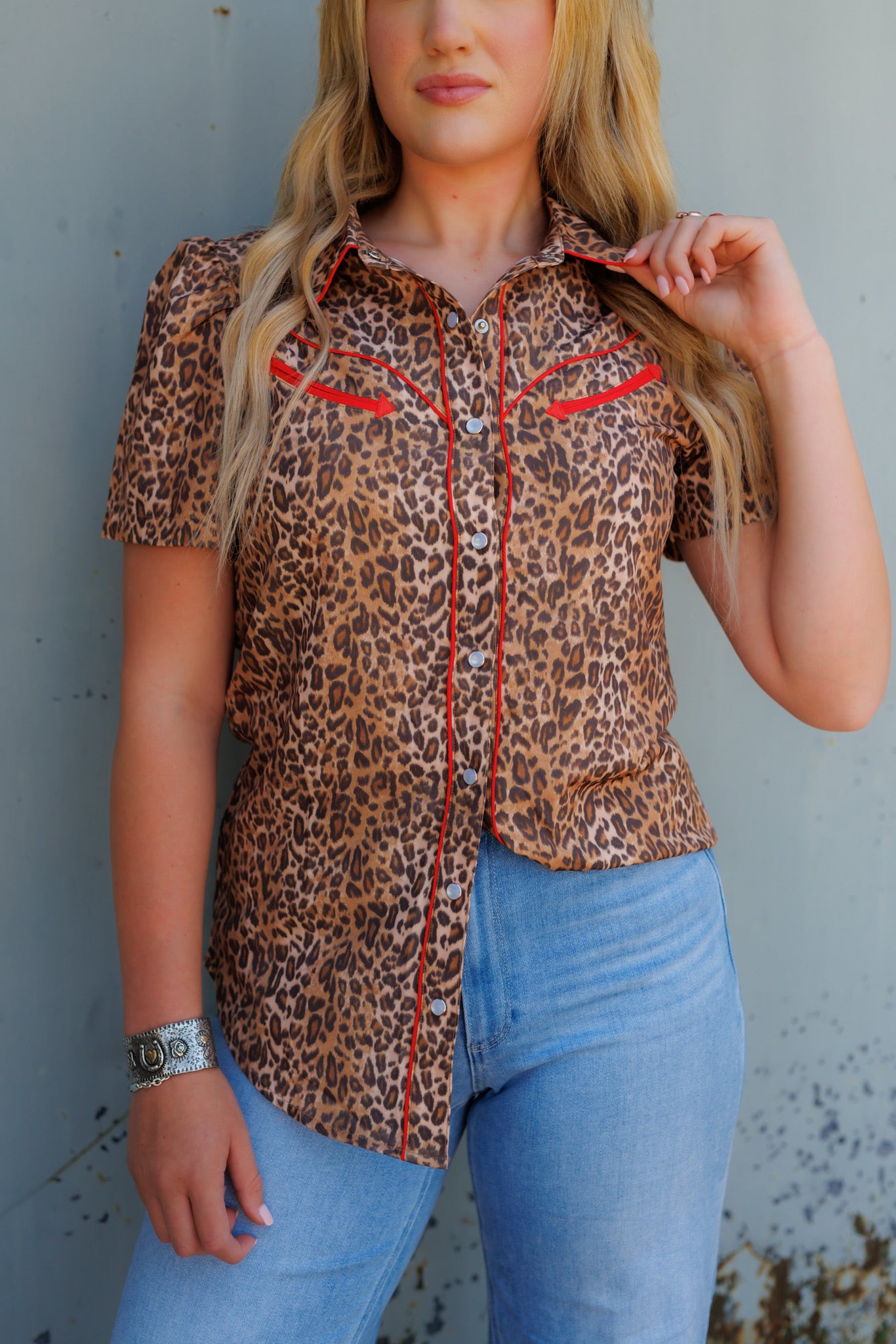 LEOPARD ARROW RED TOP