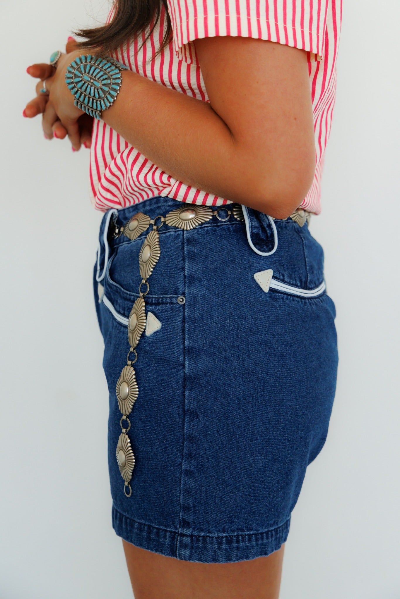 HOWDY DENIM SHORTS