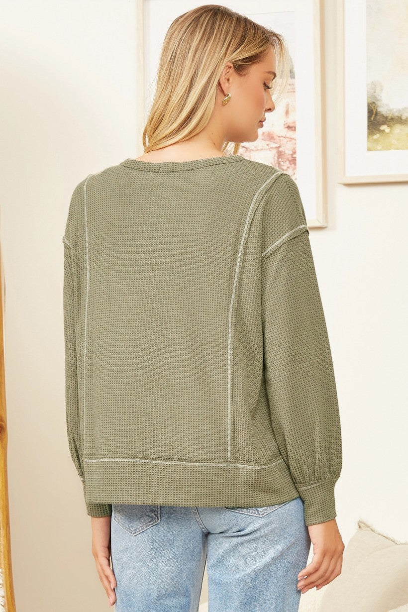 RIBBED OLIVE LS TOP