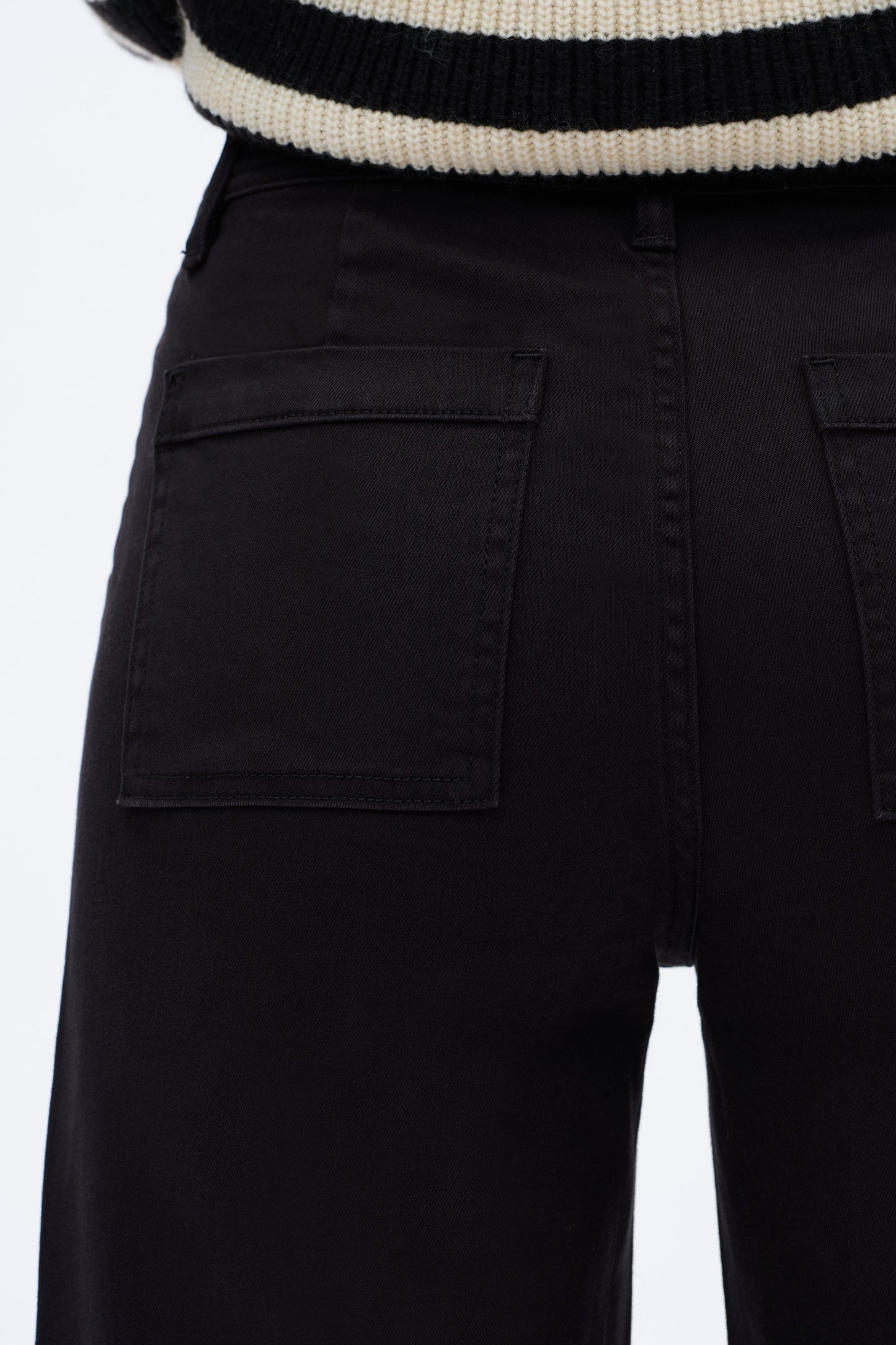 HR WIDE LEG BLACK JEAN