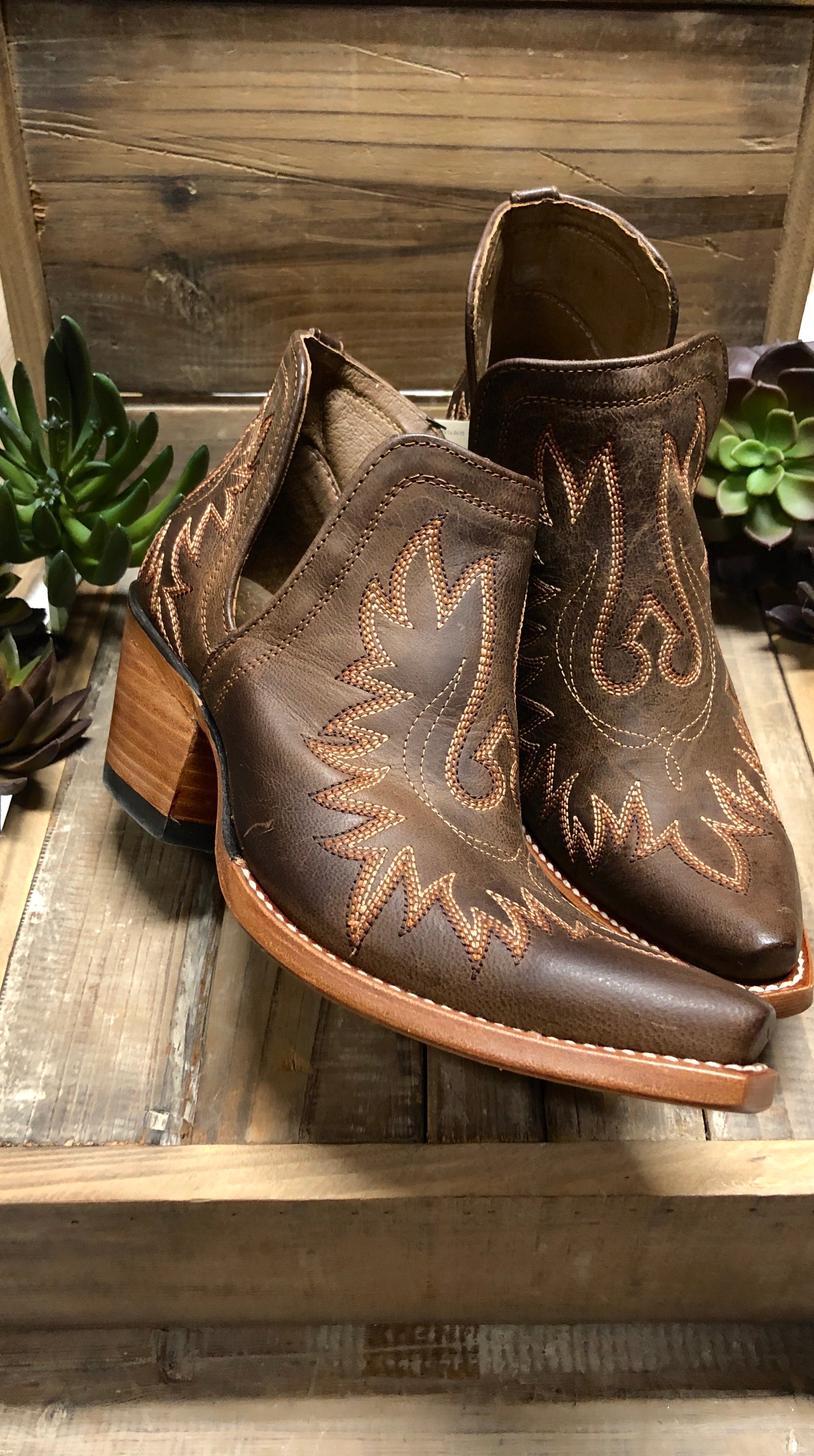 Ariat dixon shop weathered brown