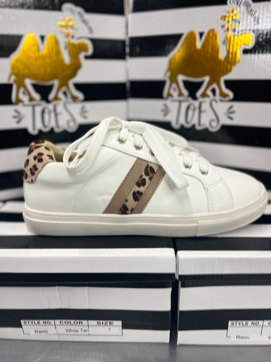 Remi Leopard Sneaker