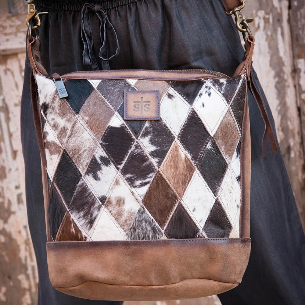 STS Classic Cowhide Tote | Henderson's Western Store